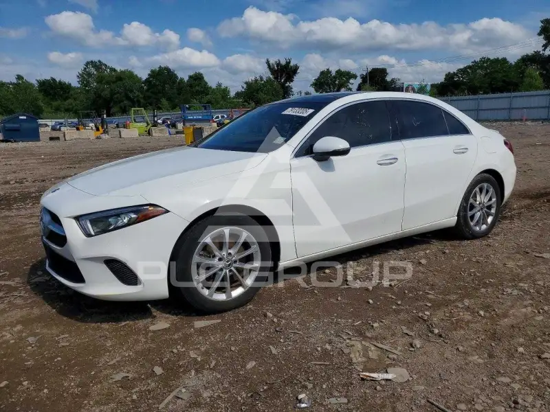 2019 Mercedes Benz A photo