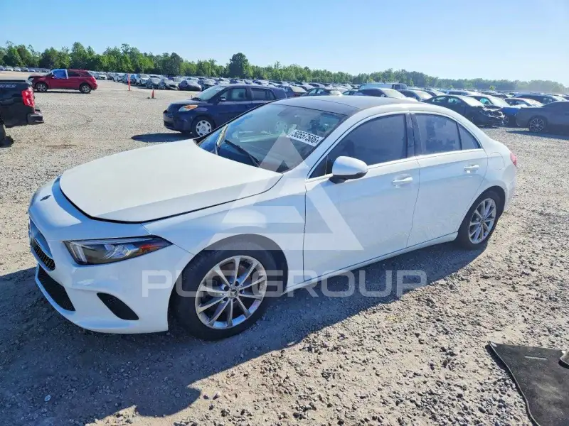2019 Mercedes Benz A фото