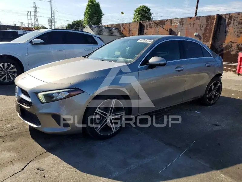 2019 Mercedes Benz A фото