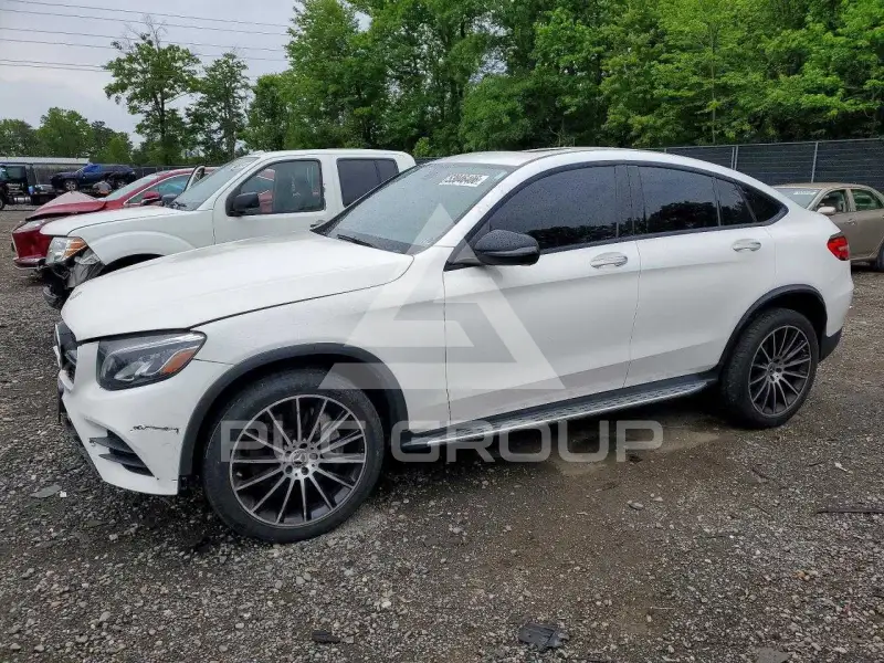 2019 Mercedes Benz GLC-Class фото