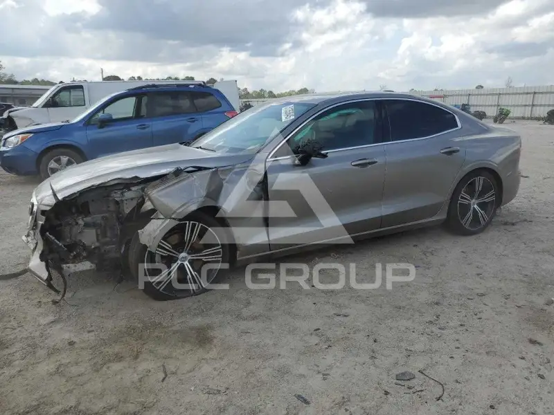 2019 Volvo S60 фото