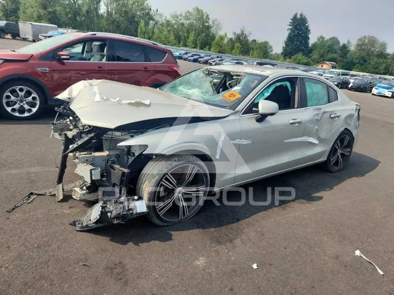 2019 Volvo S60 photo