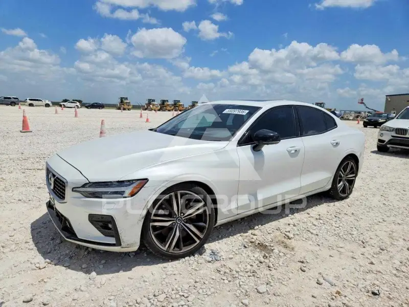2019 Volvo S60 photo