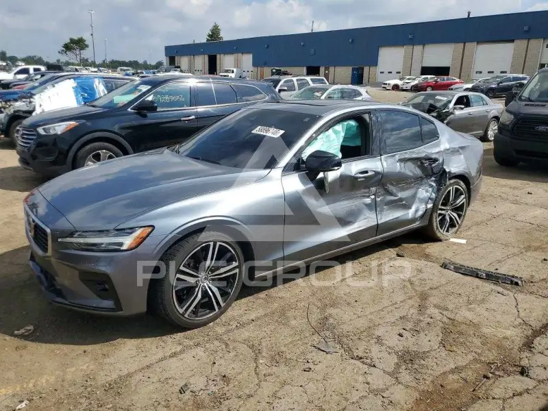 2019 Volvo S60 photo