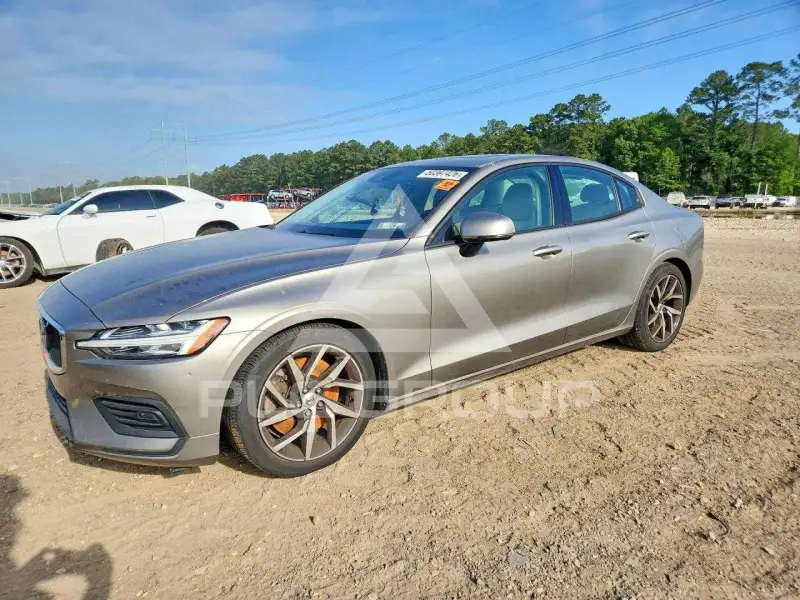 2019 Volvo S60 фото