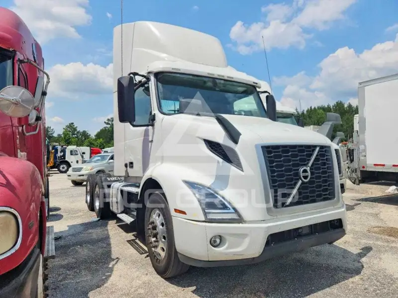 2019 Volvo  photo