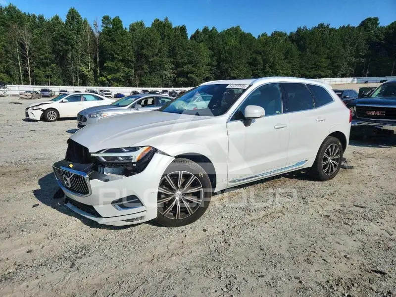 2019 Volvo XC60 фото