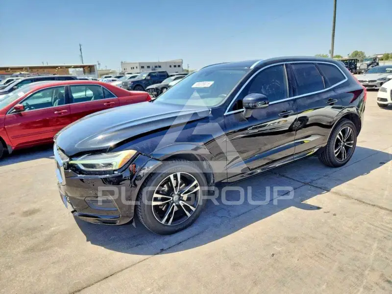 2019 Volvo XC60 photo