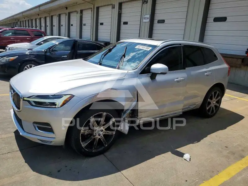 2019 Volvo XC60 photo