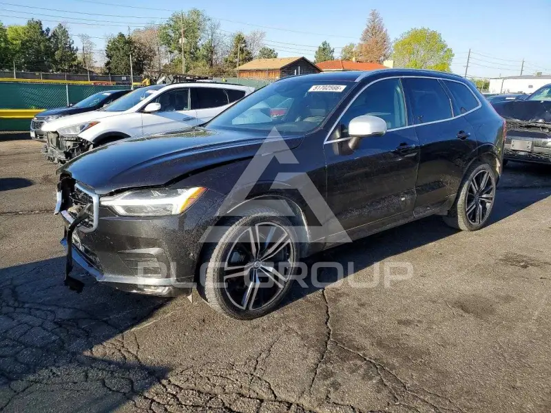 2019 Volvo XC60 photo