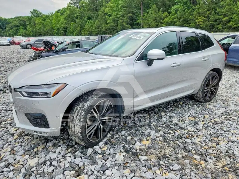 2019 Volvo XC60 photo