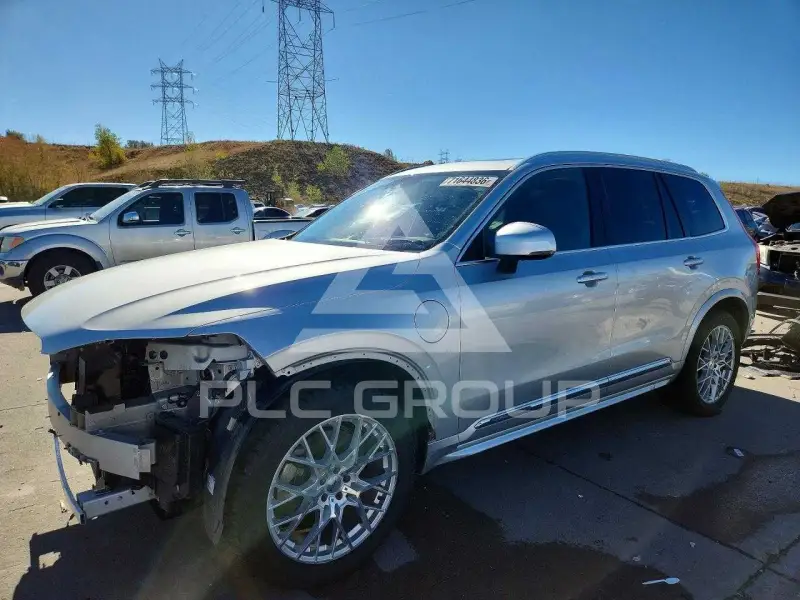 2019 Volvo XC90 фото