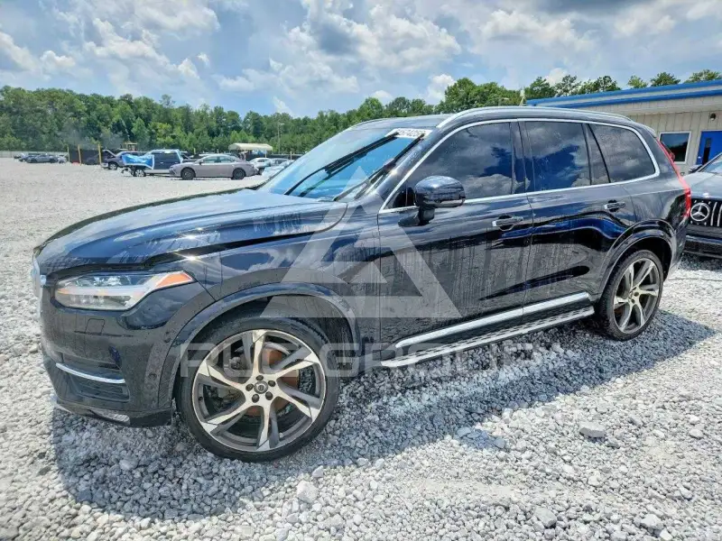 2019 Volvo XC90 фото