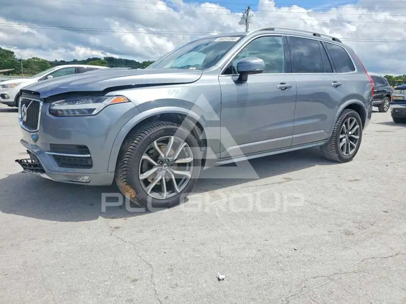 2019 Volvo XC90 photo
