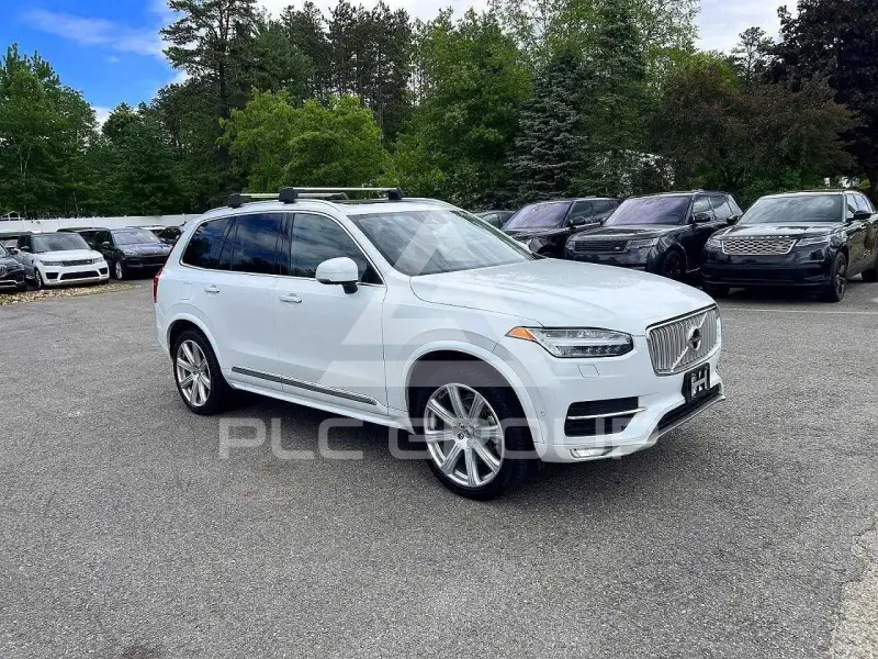 2019 Volvo XC90 photo
