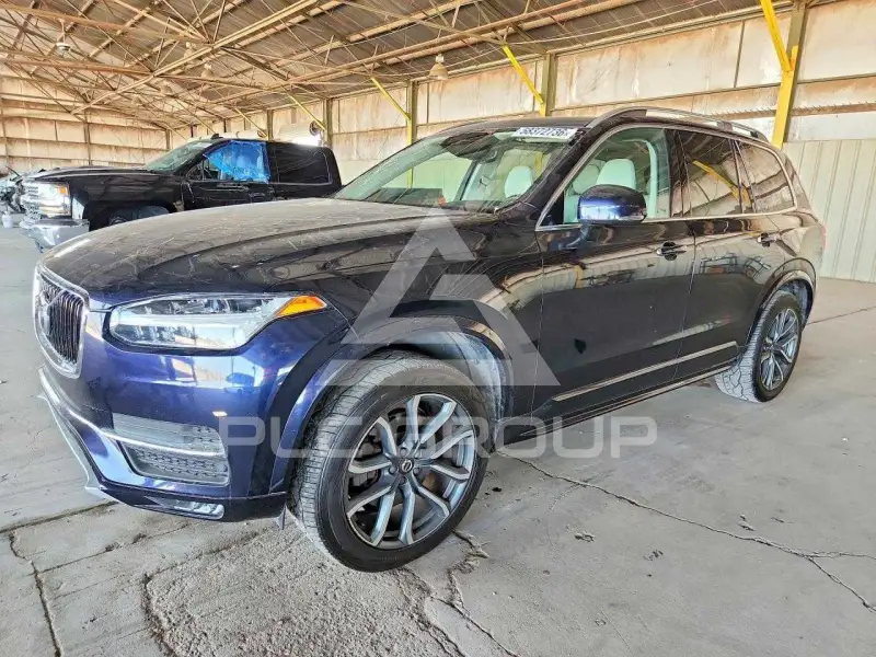 2019 Volvo XC90 photo