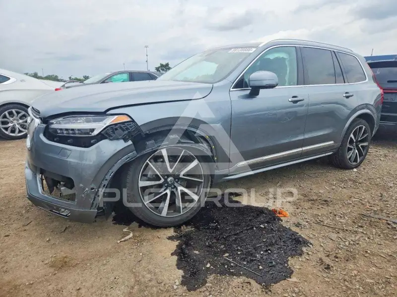2019 Volvo XC90 фото
