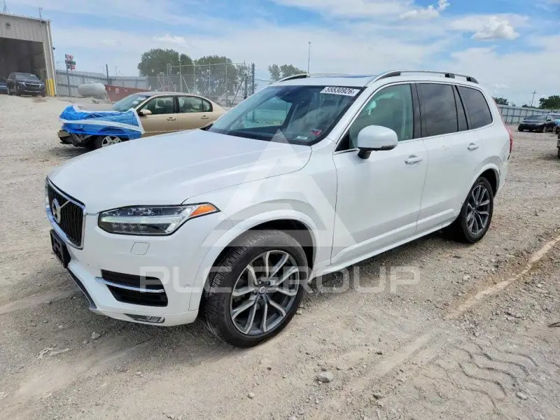 2019 Volvo XC90 photo