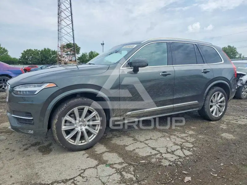2019 Volvo XC90 photo