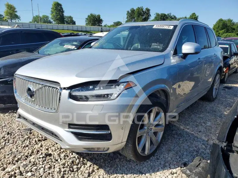 2019 Volvo XC90 photo
