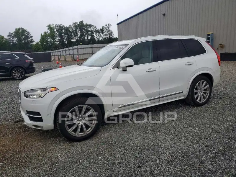 2019 Volvo XC90 фото