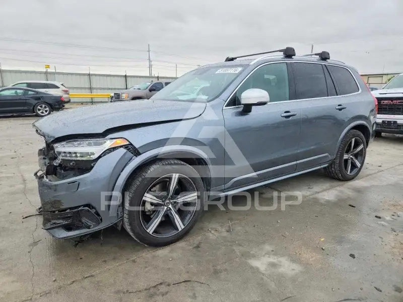 2019 Volvo XC90 photo