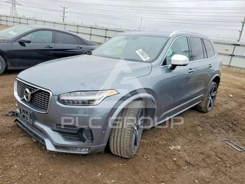2019 Volvo XC90 photo