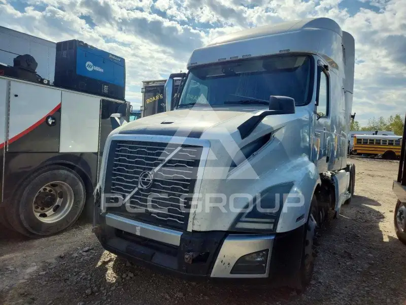 2019 Volvo VNL photo