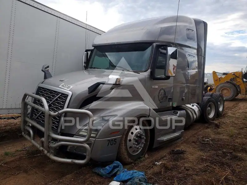 2019 Volvo VNL photo