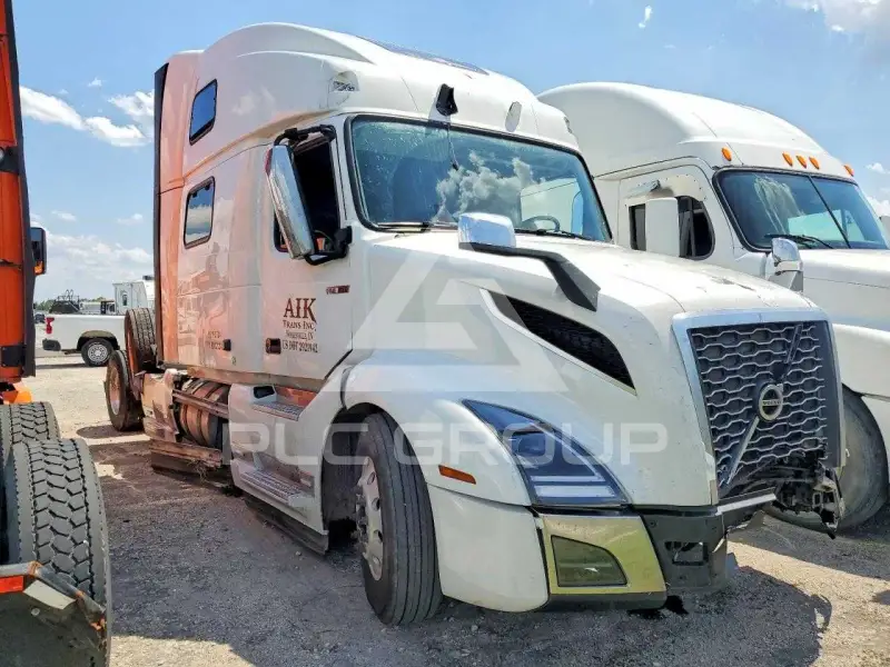 2019 Volvo VNL фото