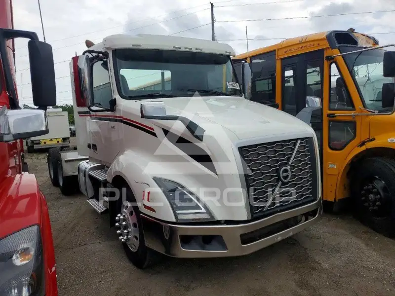 2019 Volvo VNL фото
