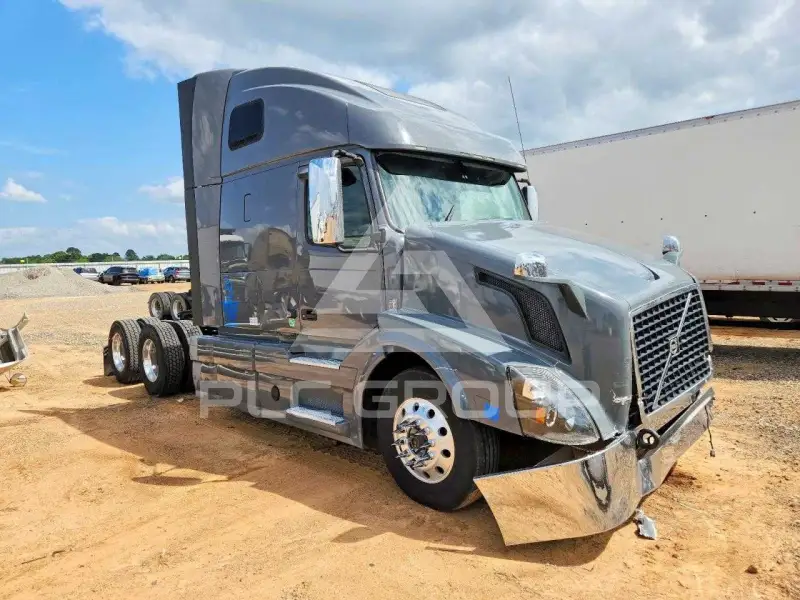 2019 Volvo VNL фото