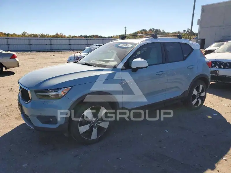 2019 Volvo XC40 фото