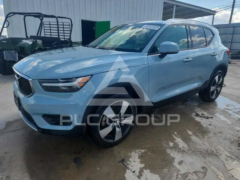 2019 Volvo XC40 фото