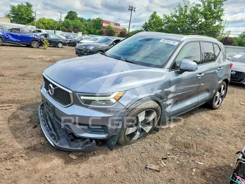2019 Volvo XC40 photo