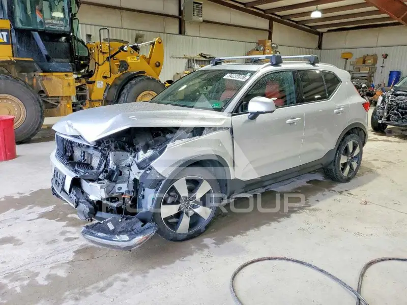 2019 Volvo XC40 фото
