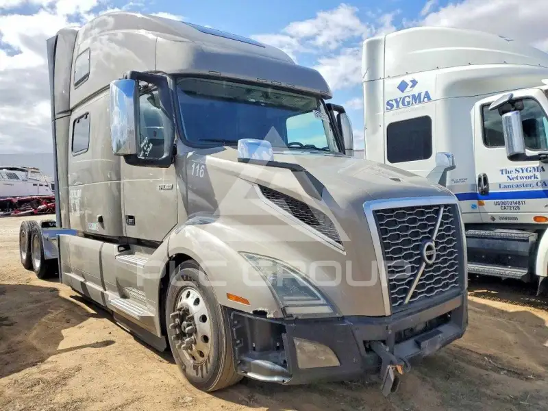 2019 Volvo VNL фото