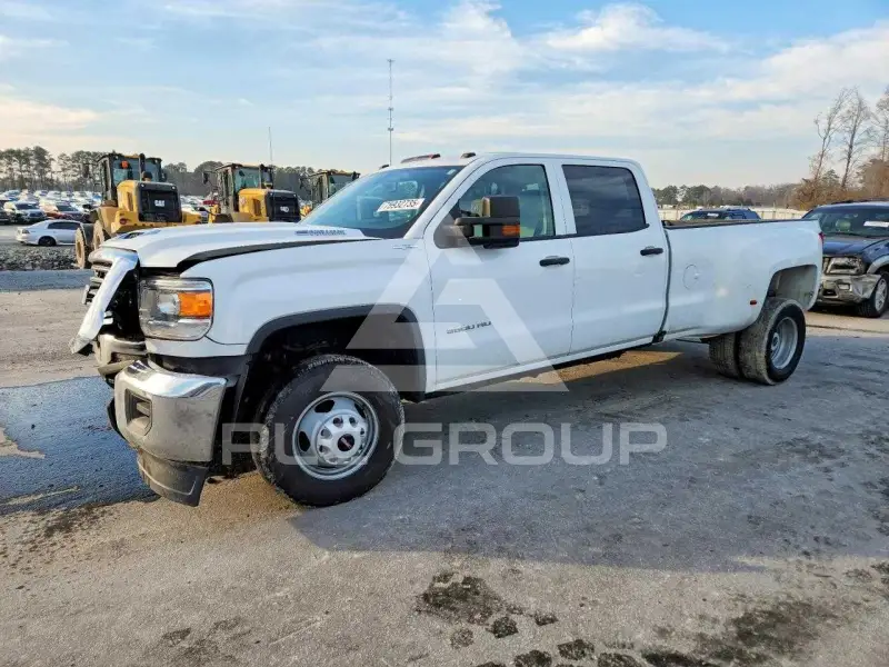 2019 GMC Sierra photo