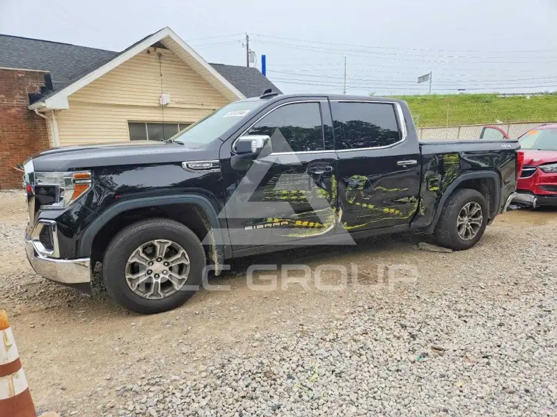 2019 GMC Sierra photo