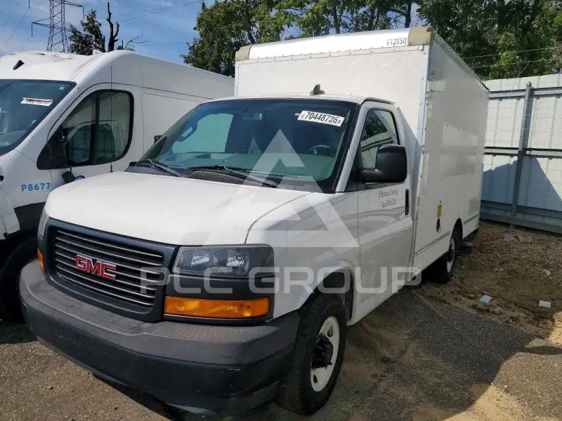 2019 GMC Savana фото