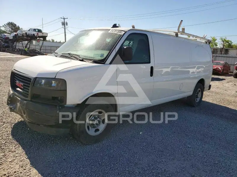 2019 GMC Savana photo