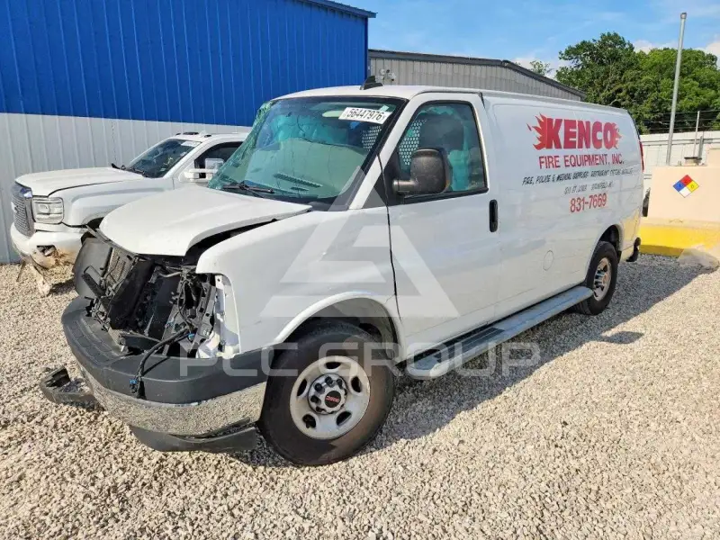 2019 GMC Savana photo