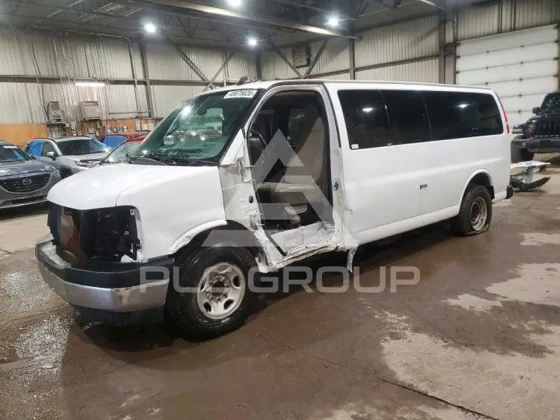 2019 GMC Savana фото