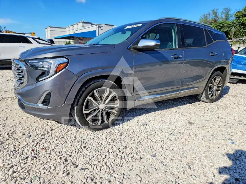 2019 GMC TERRAIN photo
