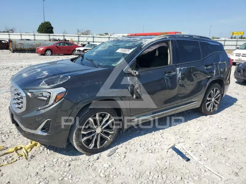 2019 GMC TERRAIN photo
