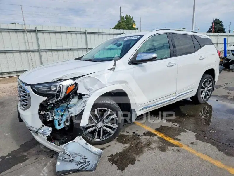 2019 GMC TERRAIN photo