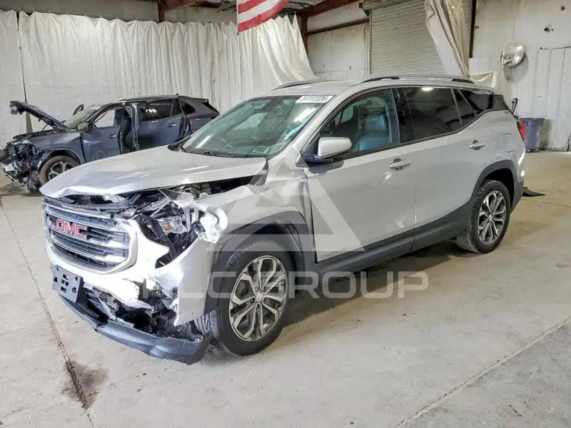 2019 GMC TERRAIN photo