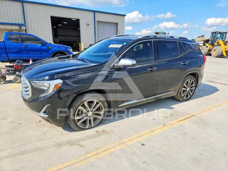 2019 GMC TERRAIN photo