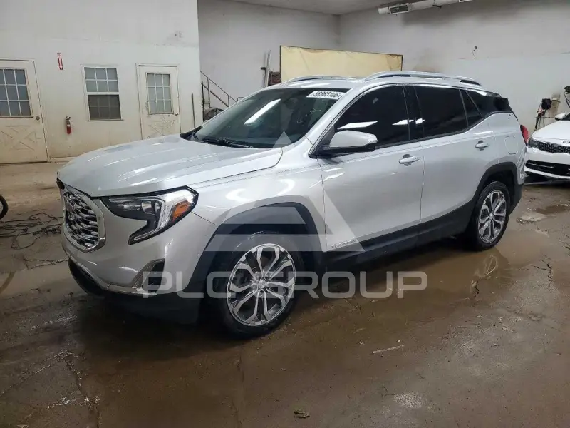 2019 GMC TERRAIN photo