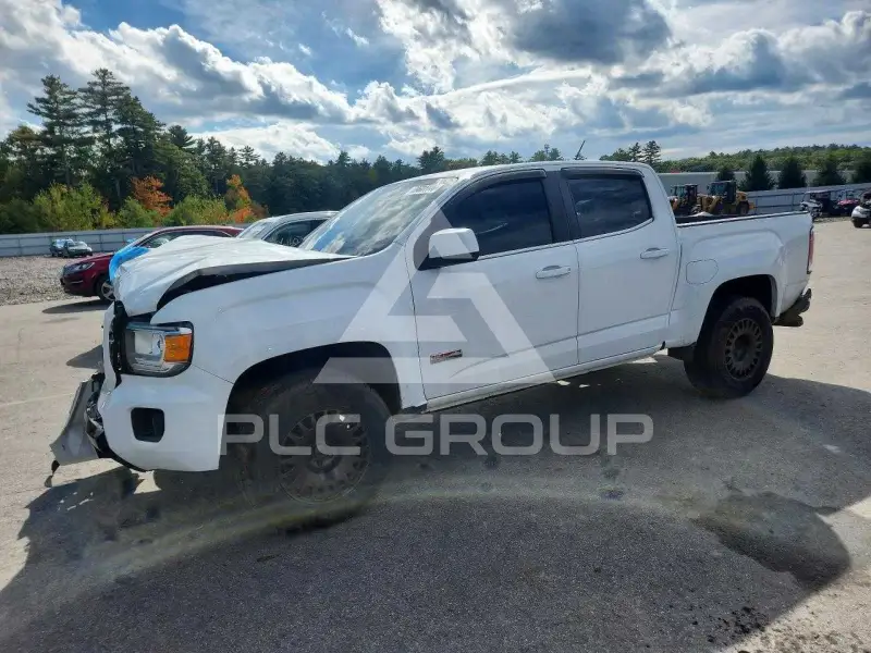 2019 GMC CANYON photo